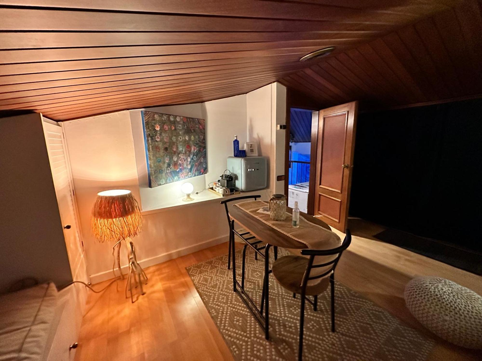 Solo Atico Guest Suites L' Escala Luaran gambar