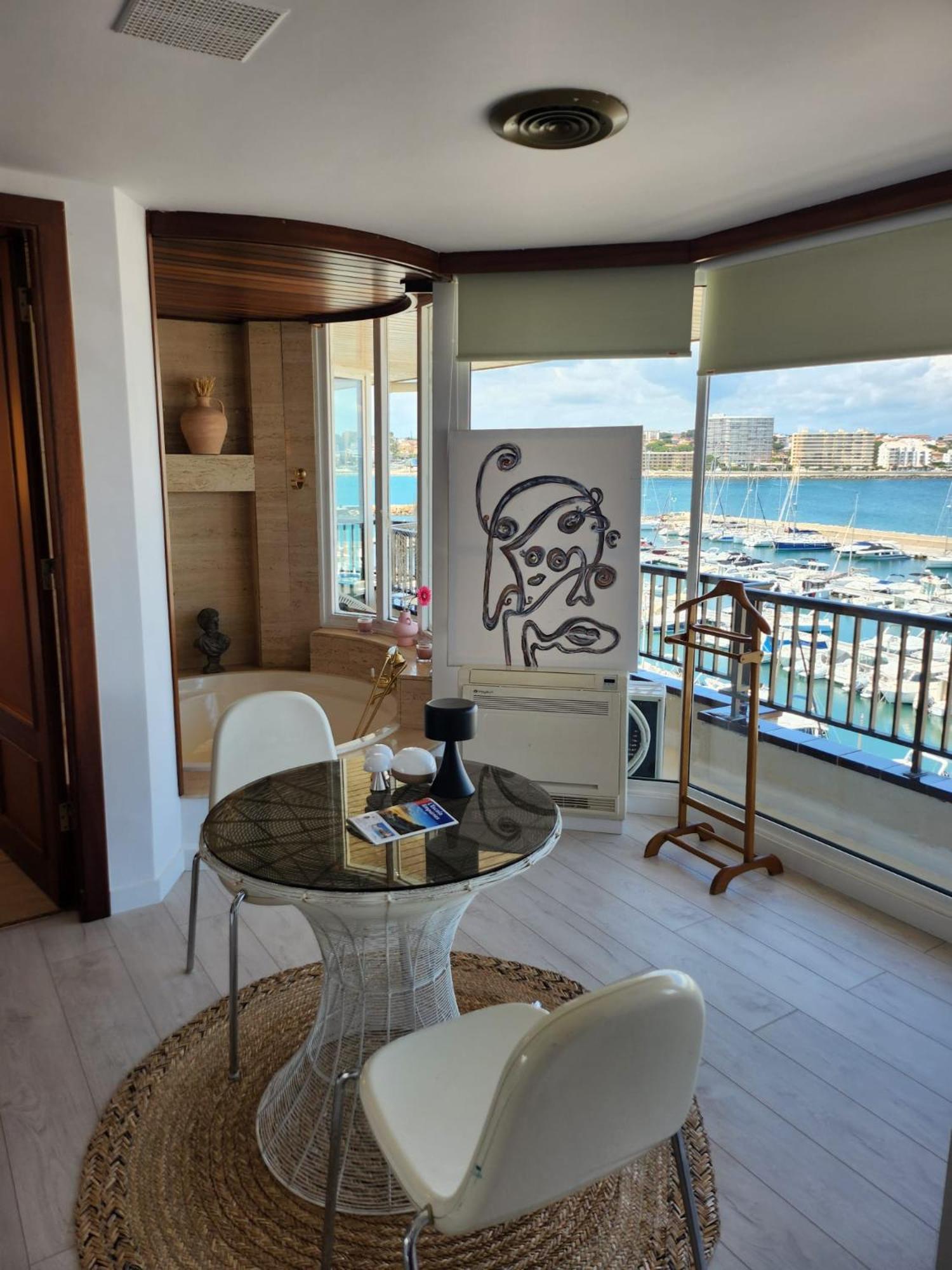 Solo Atico Guest Suites L' Escala Luaran gambar