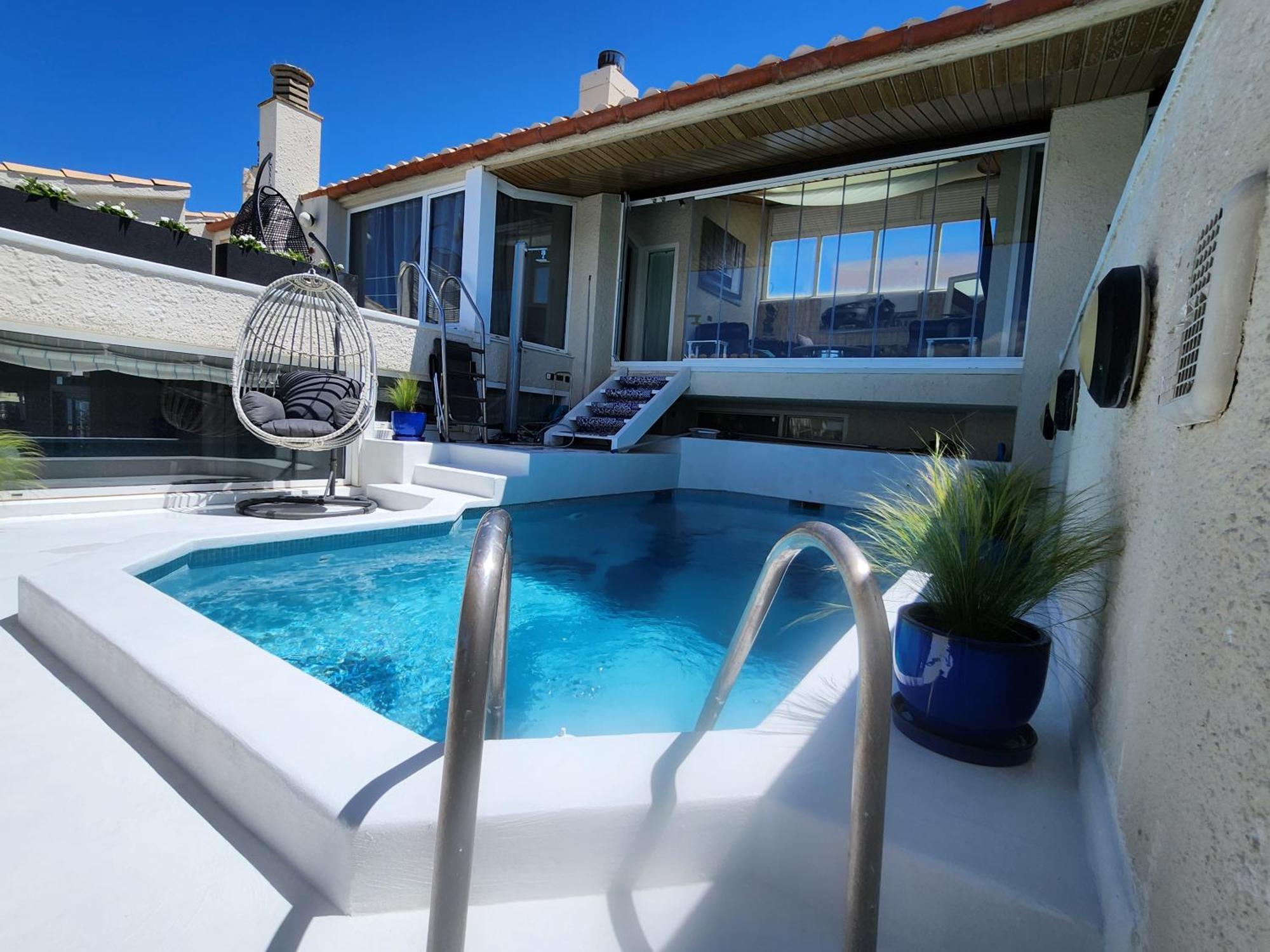 Solo Atico Guest Suites L' Escala Luaran gambar